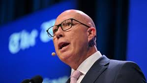 Legal 'nightmare' after woman births stranger's baby