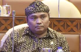 Kemenag pastikan tunjangan guru non pns selama tfh tetap dibayarkan Kemenag Diminta Beri Kepastian Soal Honor Guru Inpassing Partai Nasdem