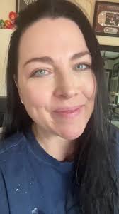 Discover the Artistry of Amy Lee and Evanescence