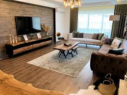 Simdi Sizlerle Dogadan Feyz Alan Bir Eve Uzanalim Kusadasinda Yasayan Yonca Hanim Dogaya Asik Olanlard En 2020 Decoration Interieure Idees De Decor Mobilier De Salon