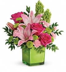 Fill your vase with glass stones or rocks. Lime Thinking Of You Bouquet Cube Vase Arrangement In Hamburg Ny Expressions Floral Gift Shop