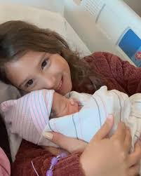 Últimos viajes siendo hija única y disfrutándote más que nunca, estoy  segura que serás una muy buena hermana mayor, pero mientras llega el  momento quiero que sientas que mami y papi siempre