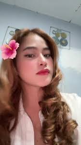 Alina Manzano's Instagram, Twitter & Facebook