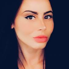 Hey there! 🌟 Check out my finished look for the day! Linking everything  below ⬇️ 💋Makeup: http://p.yq.link/h0hm3kb3p 🌸Large Cross Necklace (small  cross Matt bought for me so I can't link):  https://rstyle.me/+yXh1Lf4C7xx3T8SfuxeqSw ✌️White