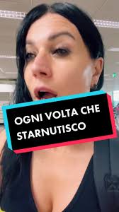 Succede sempre, quando starnutisco. It always happens when I sneeze.  #sneeze #concert #live #liveshow #cristinascabbia #event #stage