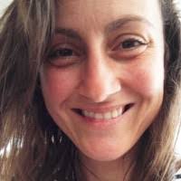 90+ perfiles de «Sandra Oliveira»