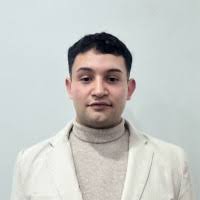 500+ perfiles de «Gerard»