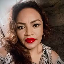 Le damos la bienvenida a la nueva empleada de cobranza extrajudicial en mi  oficina. Cuenta con experiencia.