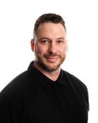 Vincent Duquette's Instagram, Twitter & Facebook