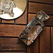 من نخبة العود ريحتة مره ناعمة اخف عطر مسك جربتة اول ماتشمونه رح تحسون بنظافة كانها ريحة اطفال ينفع لطالبات المدارس ول beauty perfume fragrance perfume