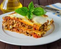 Recette De Lasagnes Boeuf Hache Maigre Tomates Et Mozzarella Pour Repas Entre Amis Recette Lasagne Boeuf Lasagnes Recette De Lasagne