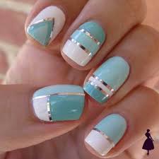 Están hechas de polvo acrílico que se seca y endurece con rapidez, gracias a este material es posible lucir manos estéticas. Disenos De Unas Delicados Para Lucirse Dice La Clau