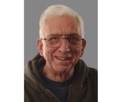 Beth Renner's Instagram, Twitter & Facebook