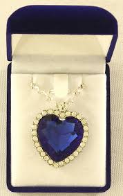 Titanic, heart of the ocean prop: Titanic Heart Of The Ocean 10 Replica Prop Necklace With Case Pristine Auction