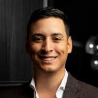 Eddie Gomez's Instagram, Twitter & Facebook