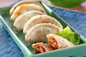 Cireng banyur sendiri merupakan cireng yang penyajiannya dipadukan dengan kuah pedas dan . Kumpulan 5 Resep Cireng Untuk Camilan Ada Cireng Isi Ayam Mercon Hingga Sate Cireng Sambal Kacang Semua Halaman Bobo
