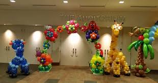 Tropical Themed Balloon Decoration For Office Depot Family Fun Day Event In Boca Raton South Florida Balloon Decorations Balloon Decorations Party Balloons