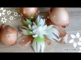 Art In Red Onion Flower Show Vegetable Carving Garnish Youtube Onion Flower Vegetable Carving Fruit Carving