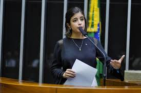 Primeiro que o instrumento que ele se propõe criar de fiscalização dos professores é inviável. Tse Autoriza Tabata Amaral A Se Desfiliar Do Pdt Em Vitoria Para Movimentos De Renovacao Politica 25 05 2021 Poder Folha