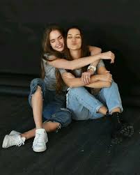 Photography Tips Tricks Advice Completed Best Friend Photoshoot Poses Wattpad #collaborate #blogger #photographer#influencer #photoshoot #blogphotos#socialmediacontent#catchmecollaborating #collaborating#collaborations. photography tips tricks advice
