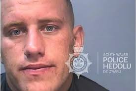 Dad who dealt drugs to finance daughter's eye surgery in tears as he faces  judge