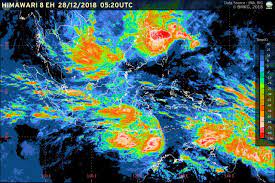 Badan meteorologi, klimatologi dan geofisika (bmkg) memprediksi cuaca ekstrem akibat peralihan musim akan terjadi hingga oktober dan curah hujan akan lebih tinggi dan basah dibanding tahun. Perkembangan Kondisi Cuaca Wilayah Indonesia Menjelang Akhir Tahun 2018 Bmkg