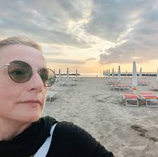 Alfa ha spento le candeline e festeggiato un compleanno speciale con le  persone che contano: gli amici che trasformano ogni momento in ricordo  🎶🎂❤️ #radio #radior101 #r101 #alfa #compleanno #birthday #happybirthday  #buoncompleanno