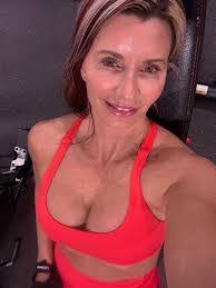 Amanda Dalton's Instagram, Twitter & Facebook