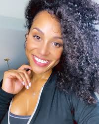 Asia Abraham (@asiakabraham) • Instagram photos and videos