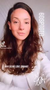 In honor of the @realhousewivesofrhodeisland coming to the #oceanstate and  to the 300 people who texted me asking if I was going to be