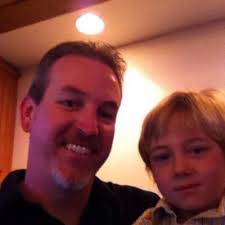 Kerry Akins's Instagram, Twitter & Facebook