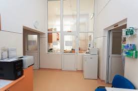 Sectia de ortopedie functioneaza ca un centru de specialitate modern, adaptat normelor europene, bine dotat tehnic avand o echipa de medici cu experienta condusi de prof. Spitalul Clinic Judetean De Urgenta Cluj Napoca Ortopedie Èi Traumatologie I