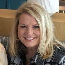 Dori Dutton's Instagram, Twitter & Facebook