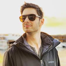 Dominique DeMirjian and Ari Mandell's Wedding Website