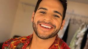 Visalia native returns to Valley to perform in touring show 'Aladdin'