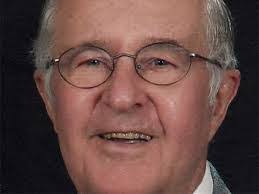 Howard Eckert's Instagram, Twitter & Facebook