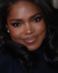 Mia Webster (mustlovemia)