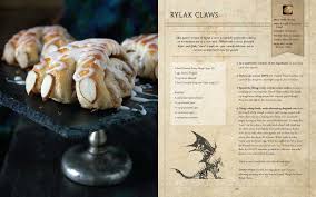 World Of Warcraft The Official Cookbook Monroe Cassel Chelsea 9781608878048 Amazon Com Books