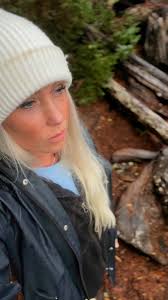 Watching king tides at Waikiki beach with caution