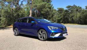Parmi les essais de la renault megane 2 effectués par les internautes, certains mots clés qui ressortent permettent de faire une synthèse sur megane 2 1,5 dci : Better Than A Try
