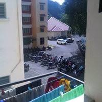 No, she died on 04/19/2013, 7 years ago. Kolej Kediaman Tan Sri Aishah Ghani Bintong Perlis