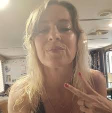 Body Control part 4 The 📦 edition 😜 #theboxchallenge #fyp #foryou