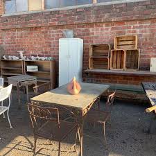 Open 8 24 25 From 11 3 Re Styling The Garden Area At La S Largest Secret Vintage Whse Lo Garten