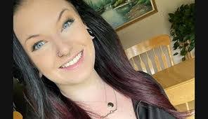 Kristina Marshall's Instagram, Twitter & Facebook