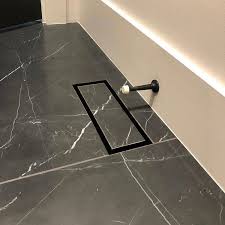 Aria Vent On Instagram Flushmount Pro Looking Great In Black Marble By Ivyglenhomes Ariavent Airvent Floor Vent Covers Floor Vents Flooring