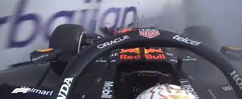 Tire manufacturer pirelli issued a report with conclusions that didn't. Watch Max Verstappen Crash Straight From P1 In Just 5 Laps In Baku Autobala