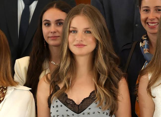 Leonor de Bourbon, que teve affair com brasileiro, fará primeira viagem oficial como princesa da Espanha