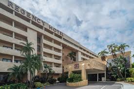 Using patented oxygenated technology and active ingredients, geneo™️ works on the inside and outside of the skin to promote natural skin oxygenation and provide solutions for all your skincare concerns. Contact Regency Miami Airport