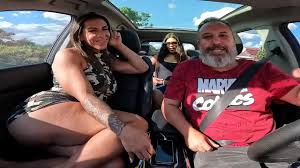 Cibelly Lopes a trans da bunda gigante na carona pela região de Campinas SP  - XNXX.COM