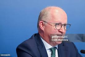 20 Philip Tierney Photos & High Res Pictures